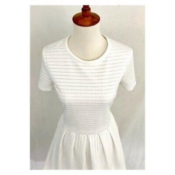 Calvin Klein Short Sleeve Round Neck Waffle Textured White Knit Flare Dress Sz 8 - Picture 4 of 9